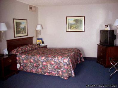 Sunflower Inn & Suites - Garden City Δωμάτιο φωτογραφία